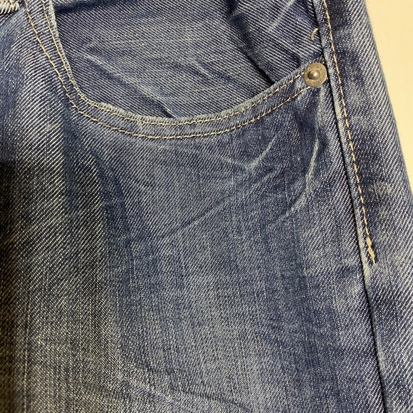 LEVI’S 514 MEN’S LIGHTWASH JEANS - Picture 5 of 8